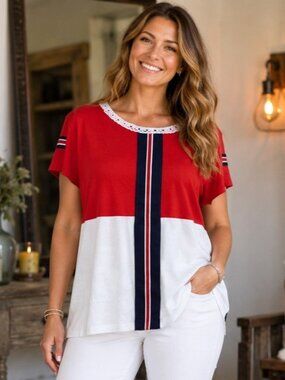 Upcycled  SZ XL T-Shirt Reworked Red White Colorblock Sporty Racing Stripe Lace